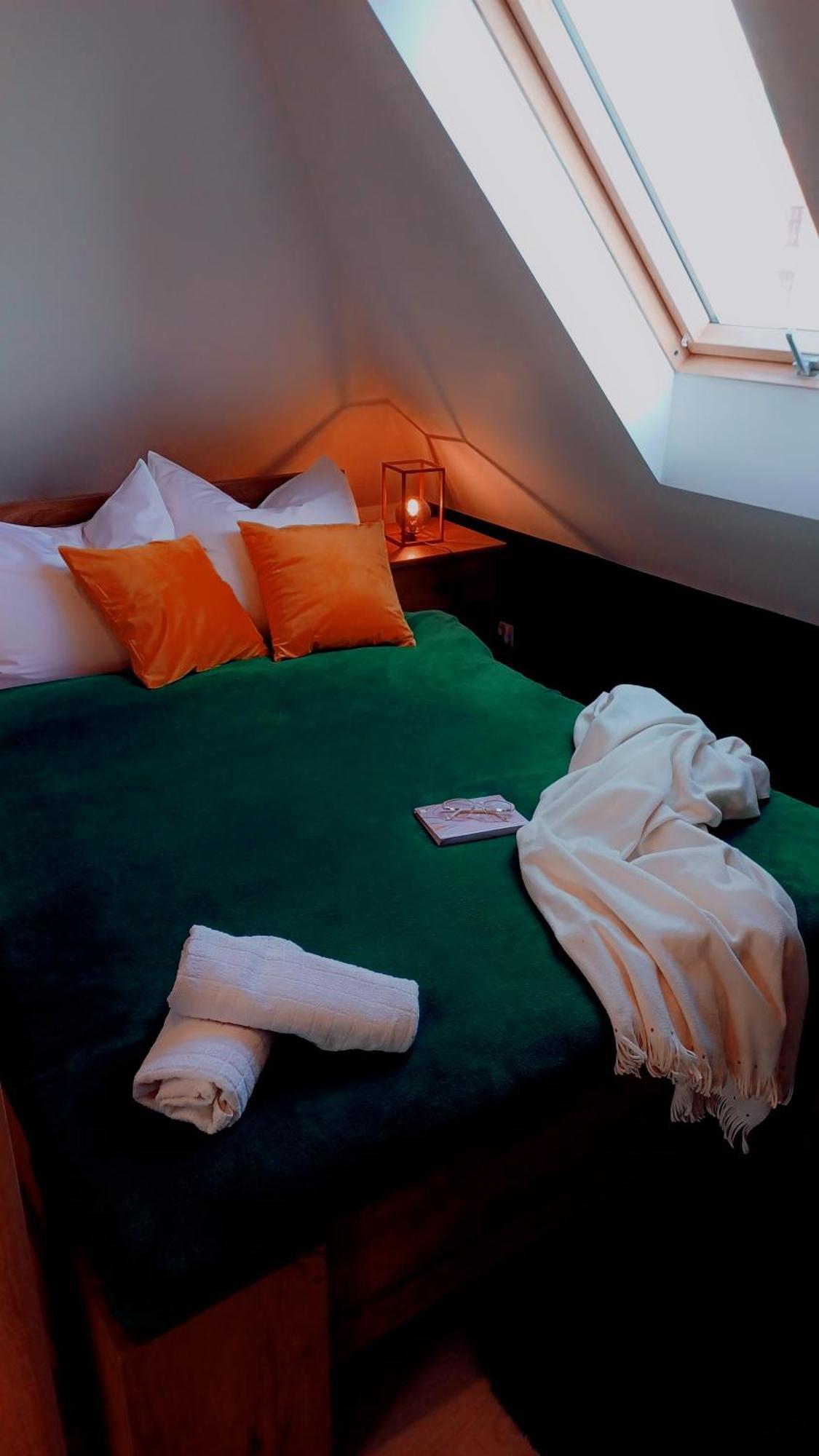Apartament Pod 12 B Bielsko-Biała Eksteriør billede
